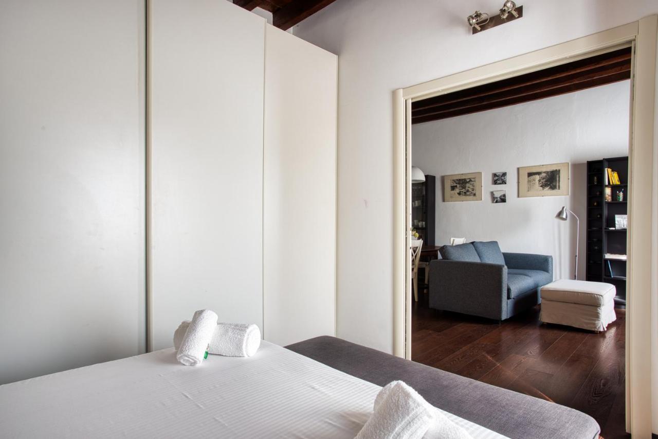 Joivy Tasteful Flat Near Centre Appartamento Milano